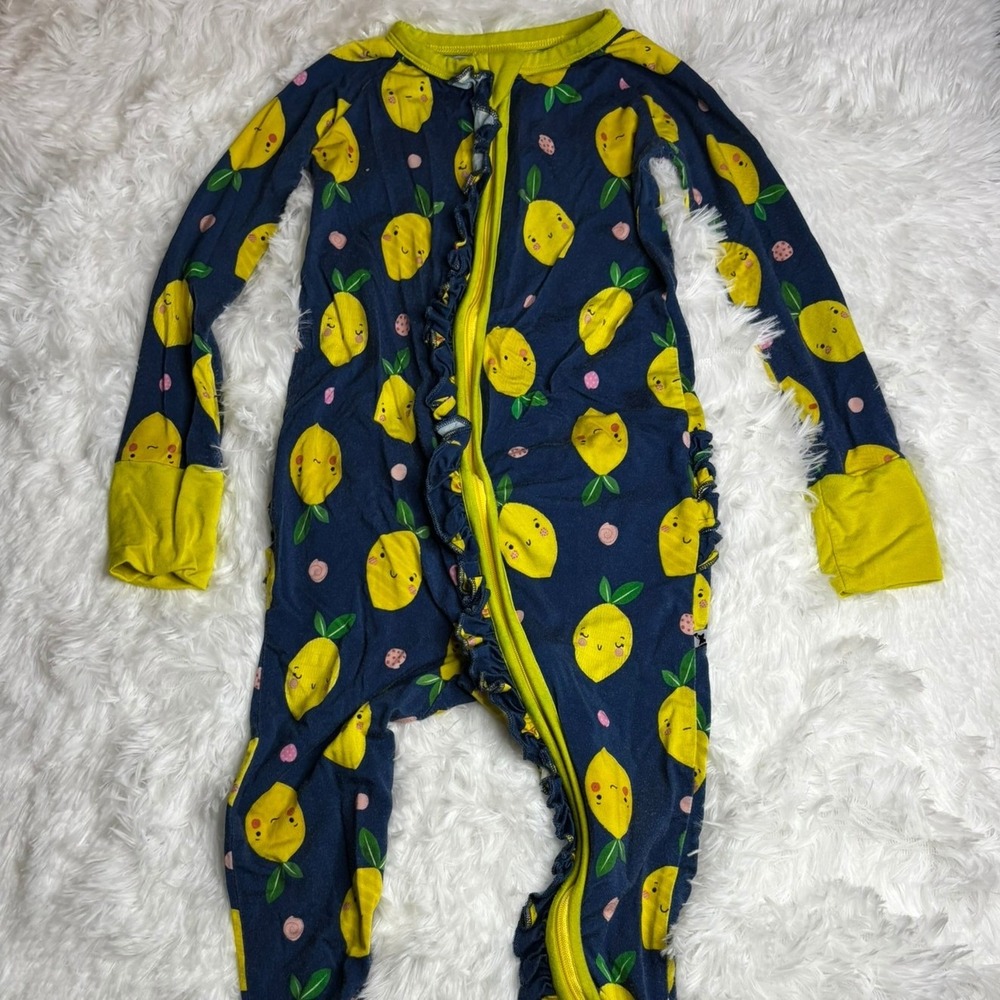 Kiki + Lulu Bamboo Ruffle Romper Lemon Print Zip Sleeper Girl 12-18 Months FLAW